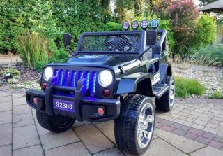 AUTO DLA DZIECI NA AKUMULATOR S2388 JEEP CZARNY 4x45W