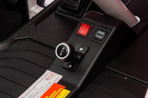 AUTO DLA DZIECI NA AKUMULATOR BUGGY A8812 RÓŻOWE 24V