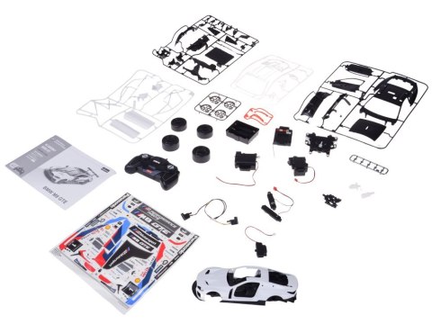 Rastar BMW M8 GTE model 1:18 do złożenia - auto zdalnie sterowane RC0708